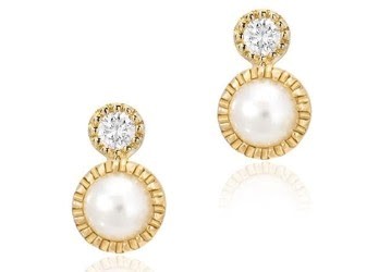 pearl earrings