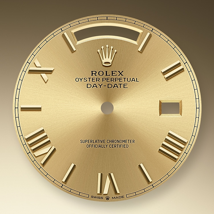 Champagne-colour dial